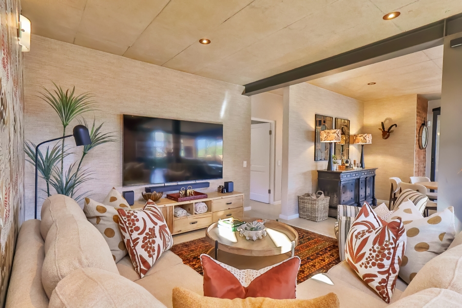 4 Bedroom Property for Sale in The Coves North West
